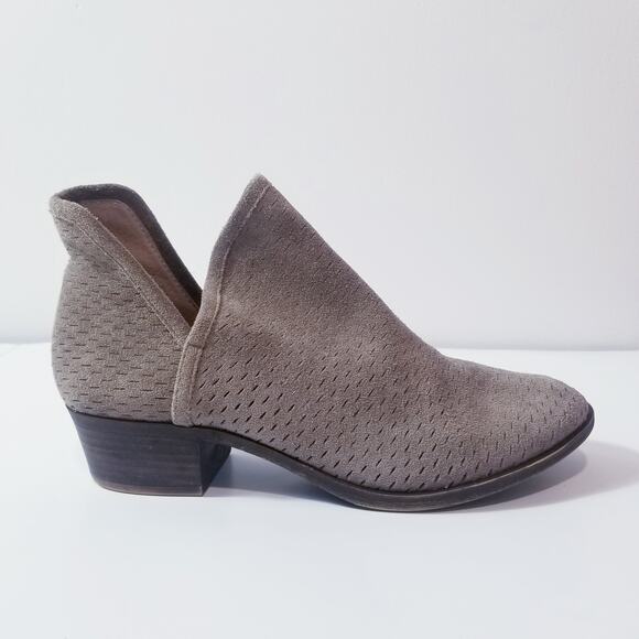 Lucky Brand Taupe Slip On Ankle Boots - Picture 1 of 9
